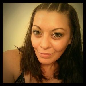 Meet your Posher, Nikki